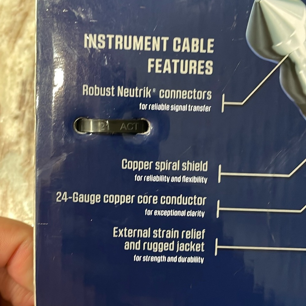 Instrument cable - Picture 3 of 6